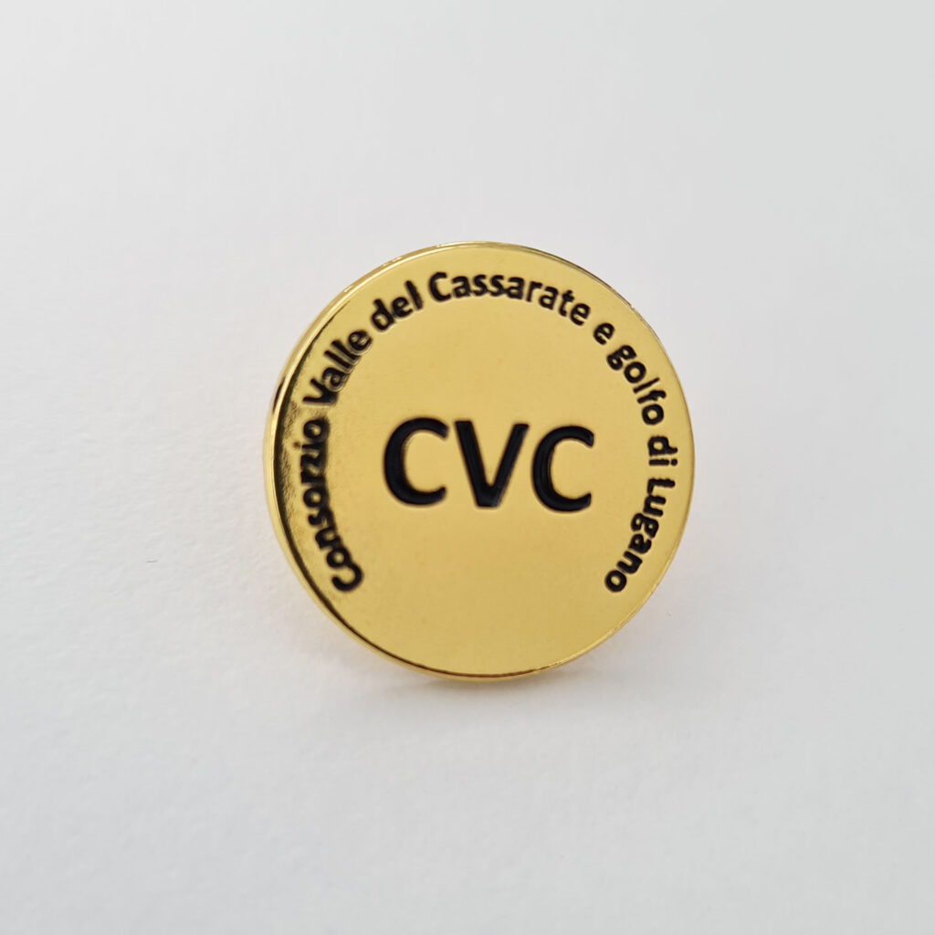 Topmueller Pins & Stickabzeichen CVC 2023