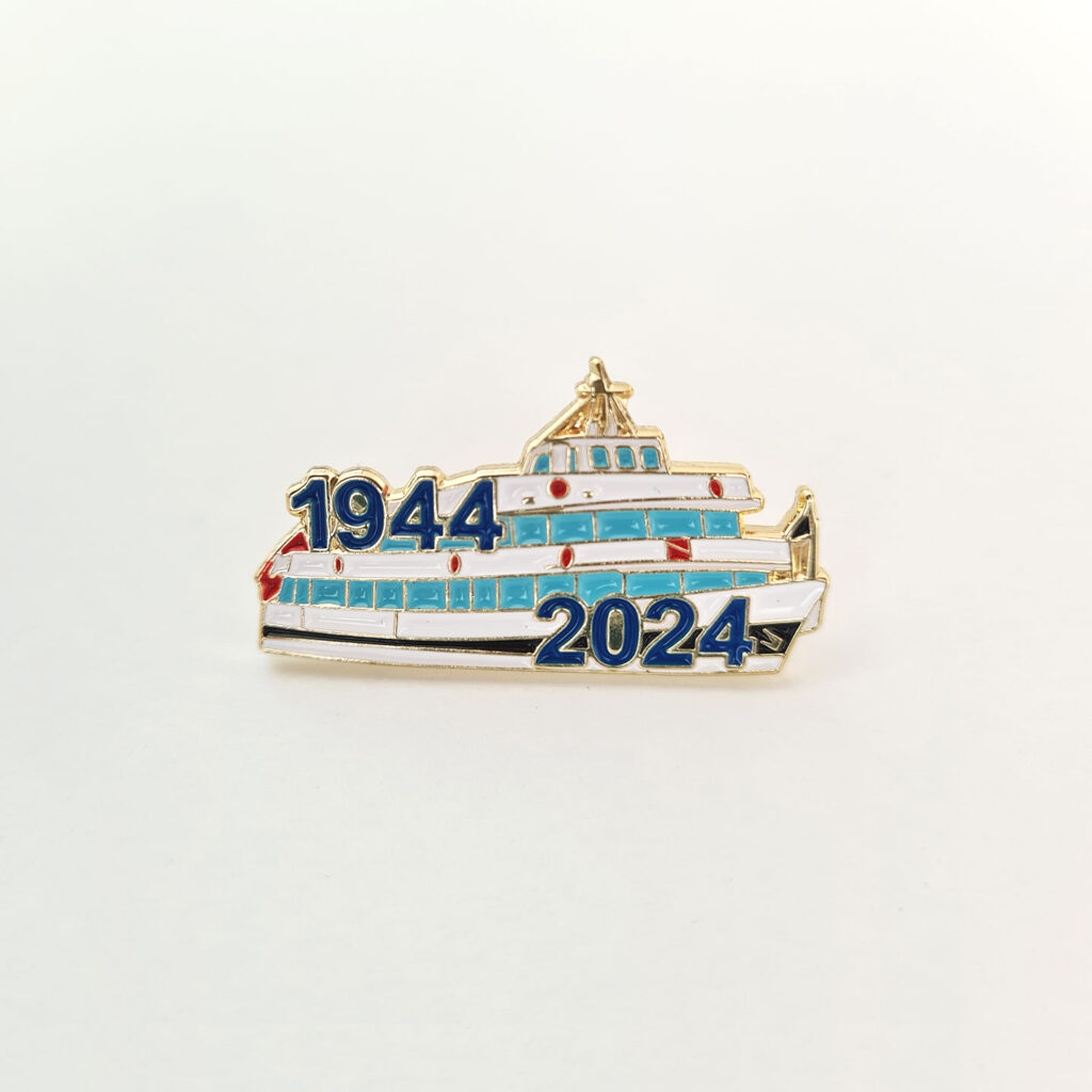 Topmueller Pins Schiff